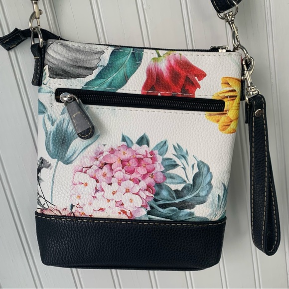 Stone & Co. Floral Crossbody Bag (NWOT) - Picture 5 of 8